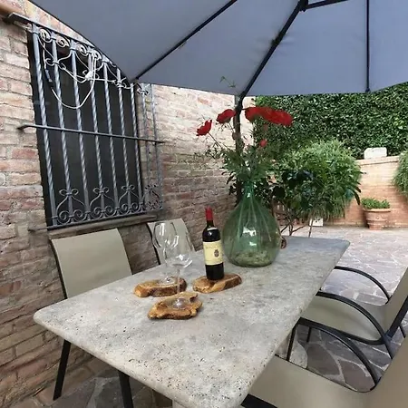Сasa de vacaciones Casa Lazzaro Al Centro Di Siena