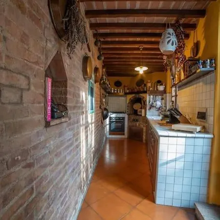 Casa Lazzaro Al Centro Di Holiday home
